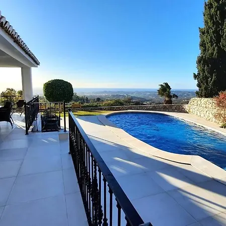 Villa La Escala - 6 Bedroom With Pool Mijas
