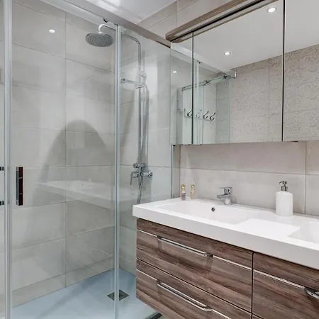 La Escala - 6 Bedroom With Pool Mijas