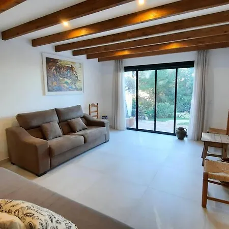 La Escala - 6 Bedroom With Pool *