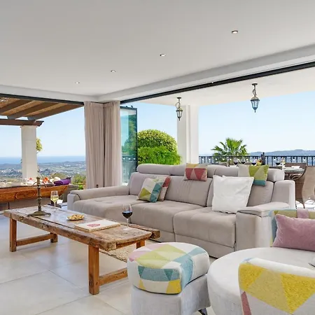 La Escala - 6 Bedroom With Pool Villa